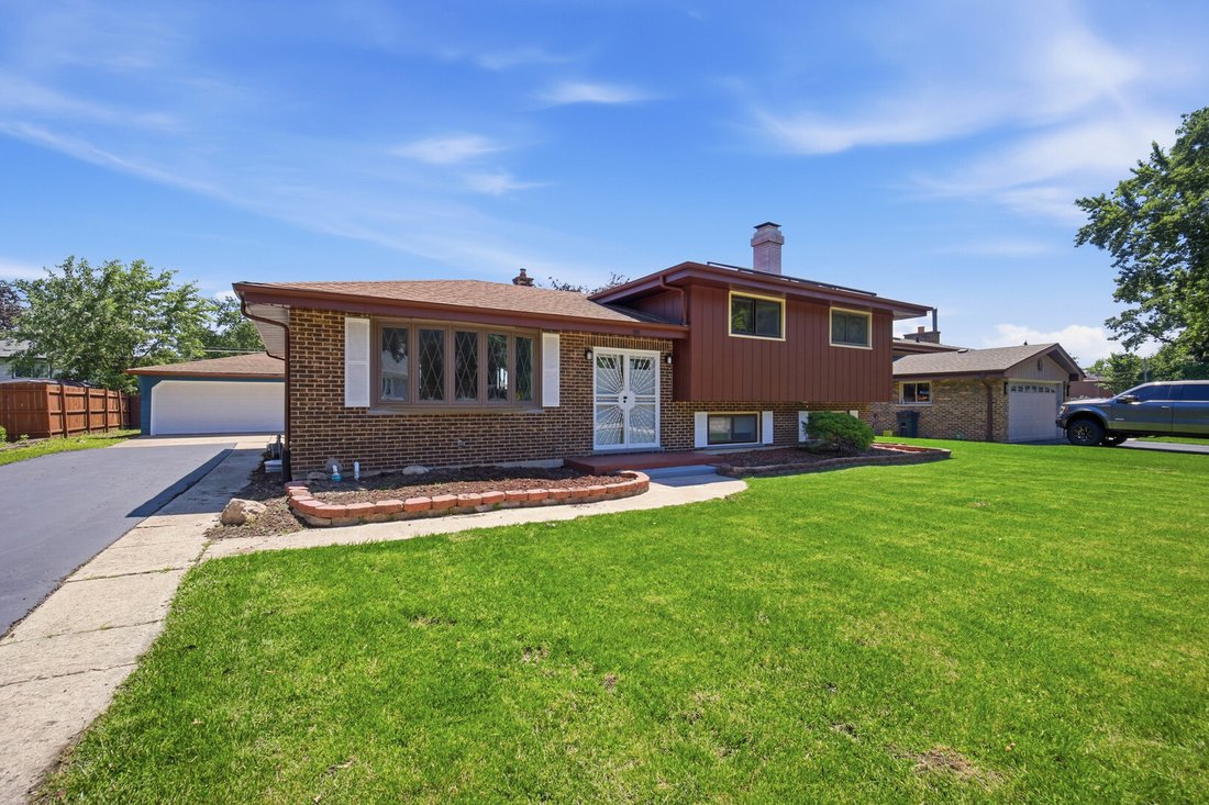 House in Wood Dale, Illinois, United States 3 - 18280797