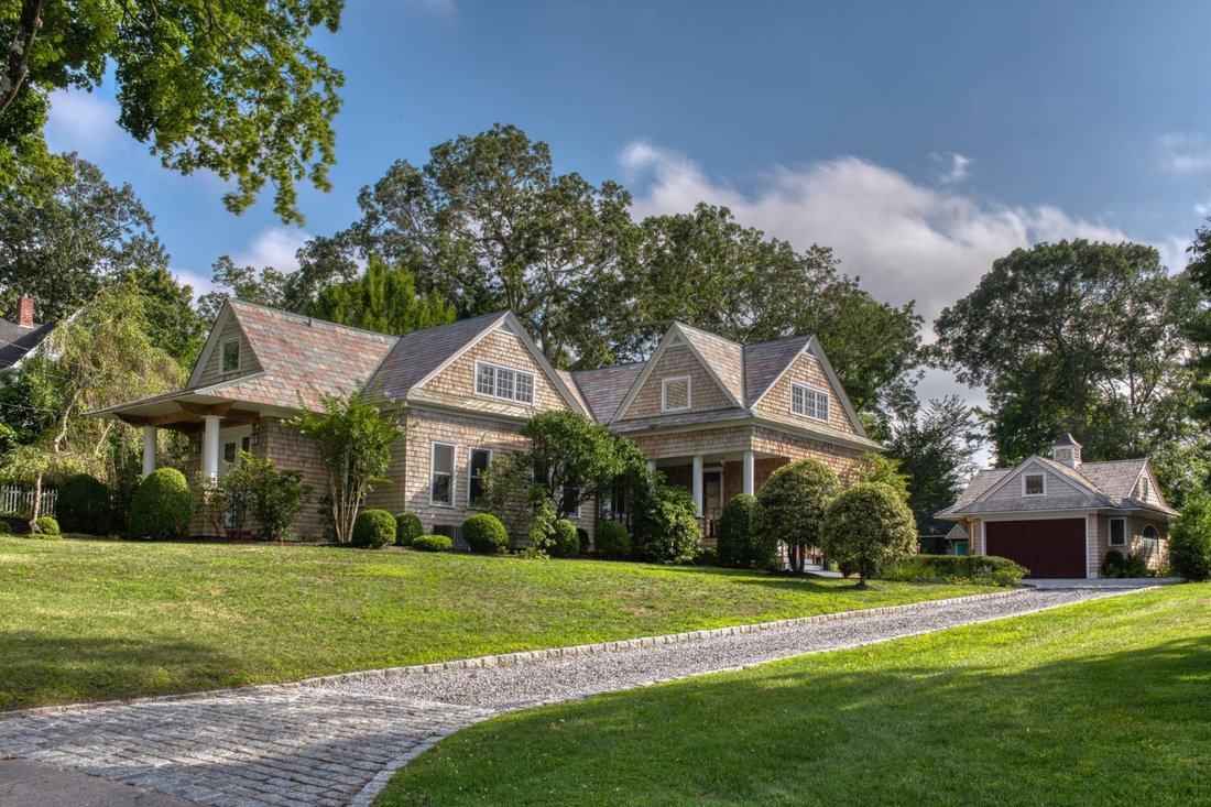 House in Sag Harbor, New York, United States 2 - 18281955