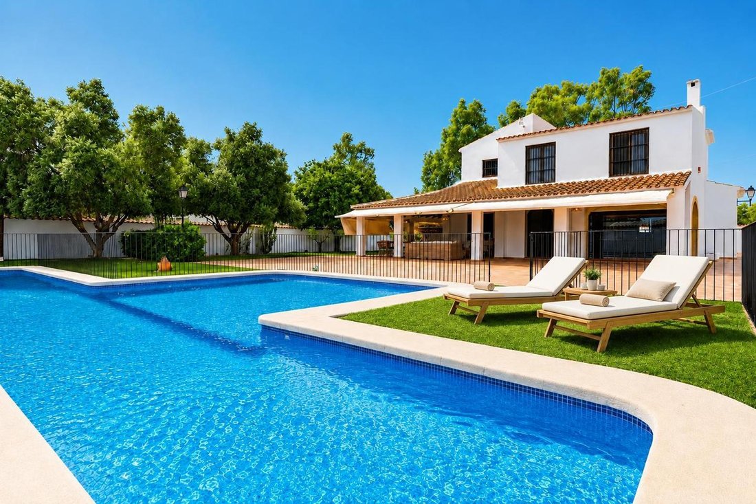 Villa in Santa Pola, Valencian Community, Spain 1 - 18280323
