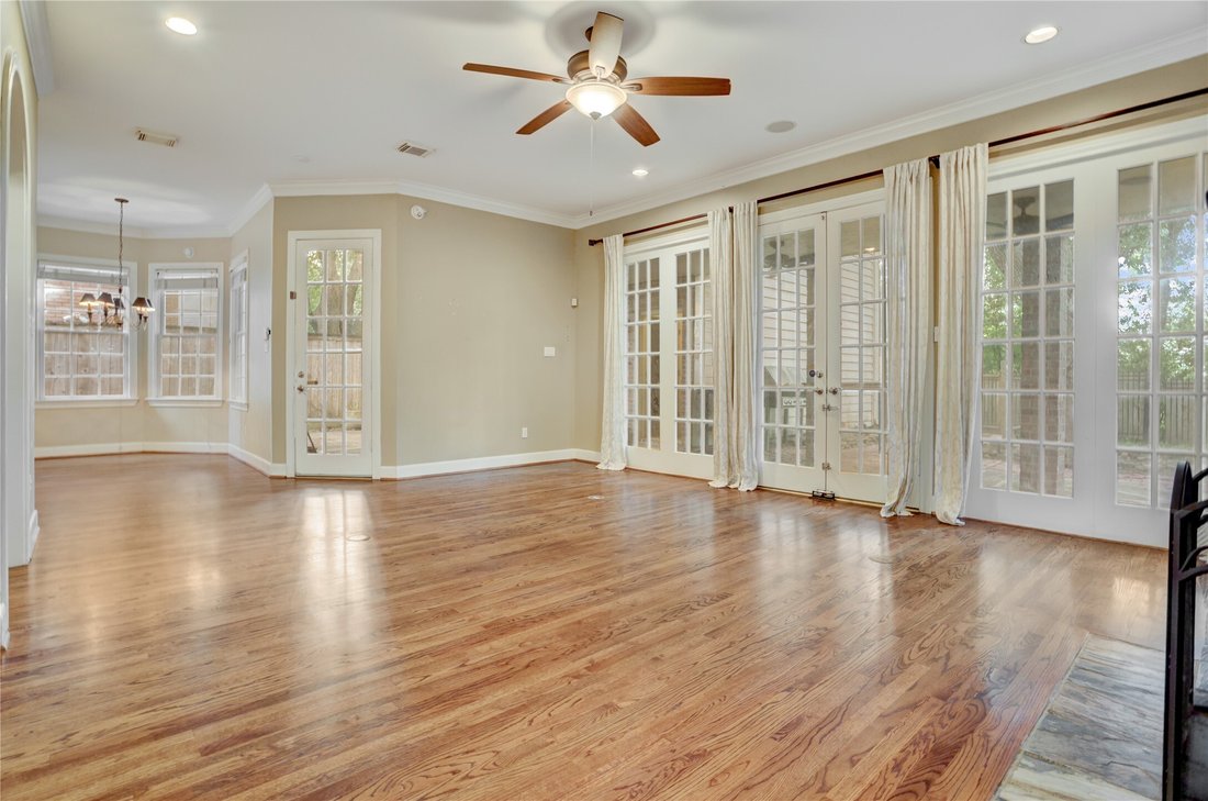 House in Houston, Texas, United States 3 - 18282605