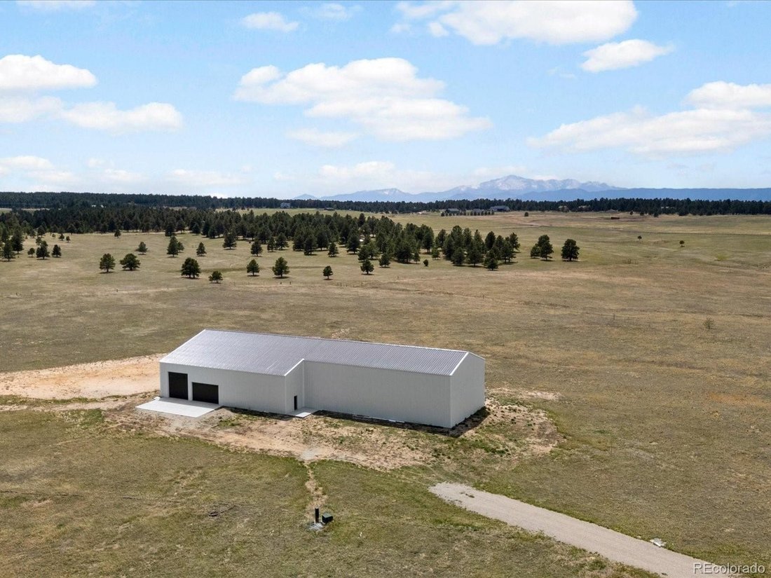 Farm Ranch in Larkspur, Colorado, United States 4 - 18280938