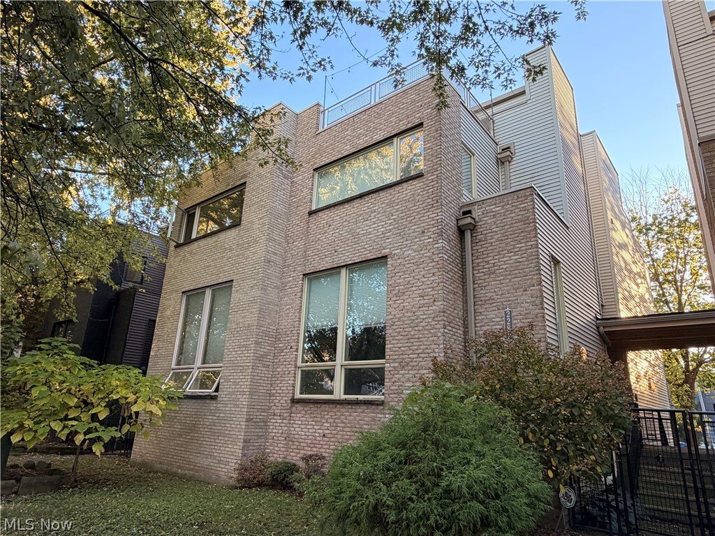 Townhouse in Cleveland, Ohio, United States 1 - 18280249