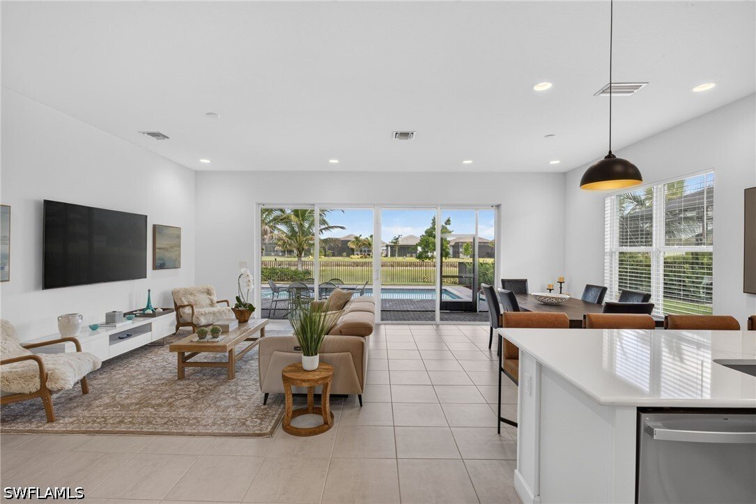 House in Naples, Florida, United States 4 - 18283883