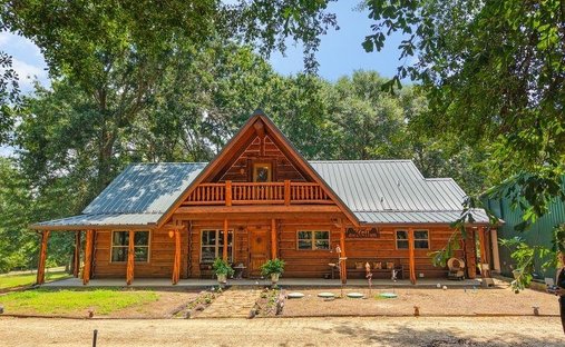 House in Gilmer, Texas, United States 1