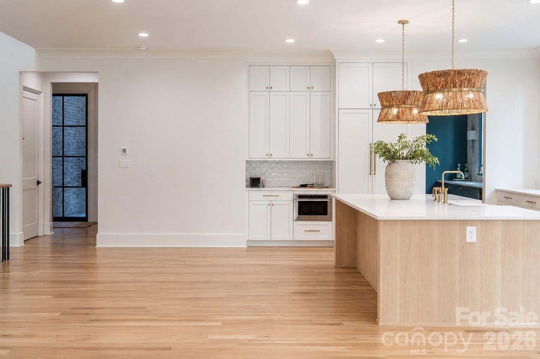 Condo in Charlotte, North Carolina, United States 5 - 18281816
