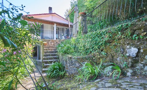 Villa in Pugliola-Solaro, Lerici, Liguria 1