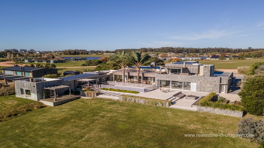 Villa in Chacras del Golf, Maldonado Department, Uruguay 4 - 18295051