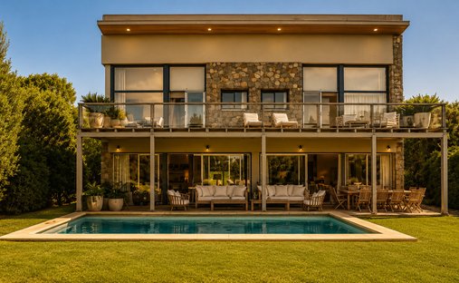 House in Manantiales, Maldonado Department, Uruguay 1