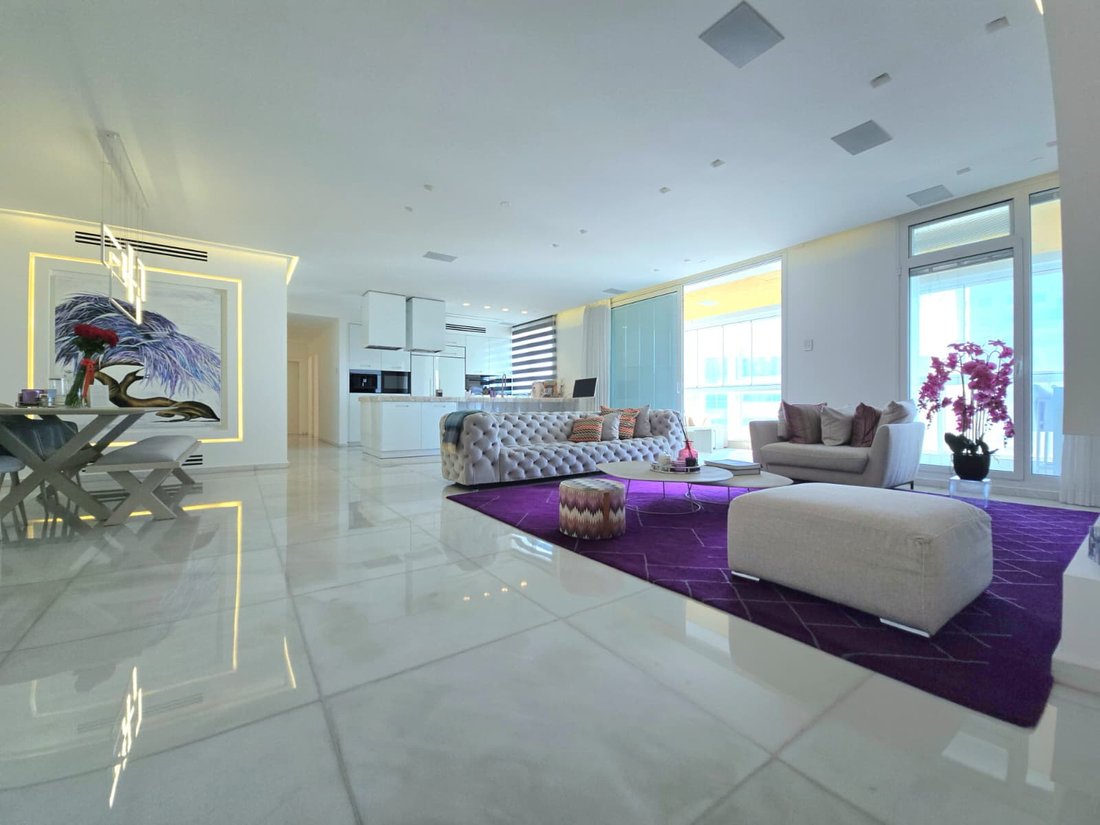 Penthouse in Netanya, Center District, Israel 4 - 17957851