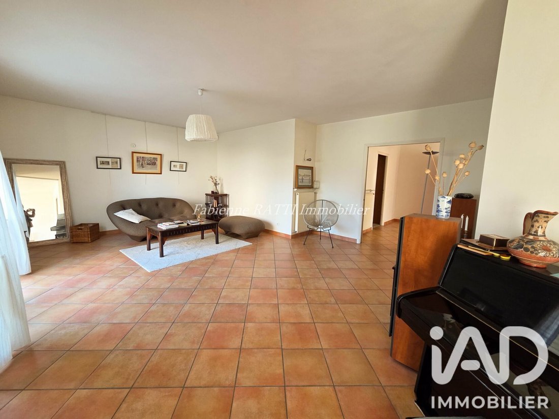 House in Village Doumer, Carrieres-sur-Seine, France 4 - 18290032