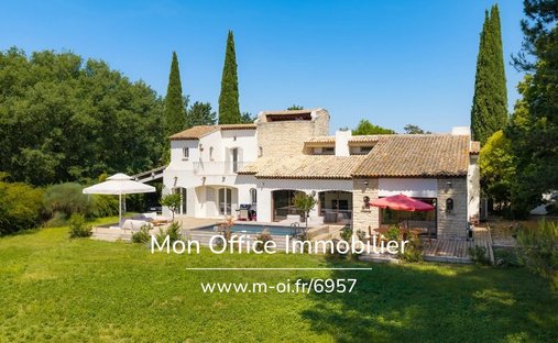 Villa in Plateau de Puyricard-La Trévaresse, Aix-en-Provence, France 1