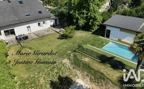 House in Mesigny, Auvergne-Rhône-Alpes, France 1