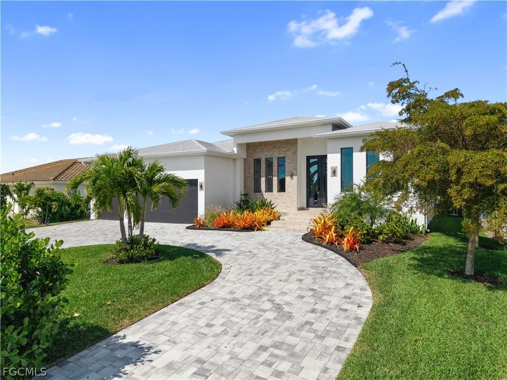House in Cape Coral, Florida, United States 3 - 18293057