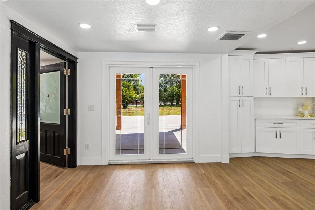 House in Largo, Florida, United States 5 - 18196143