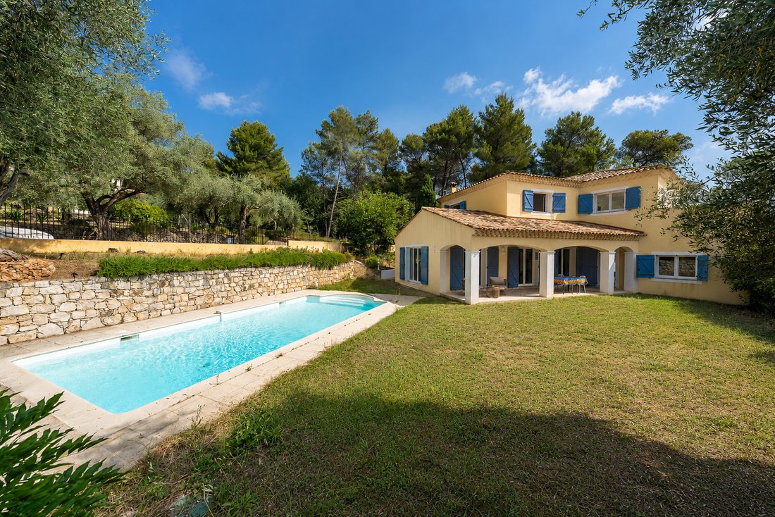 Villa in Saint-Paul-de-Vence, Provence-Alpes-Côte d'Azur, France 1 - 18284922