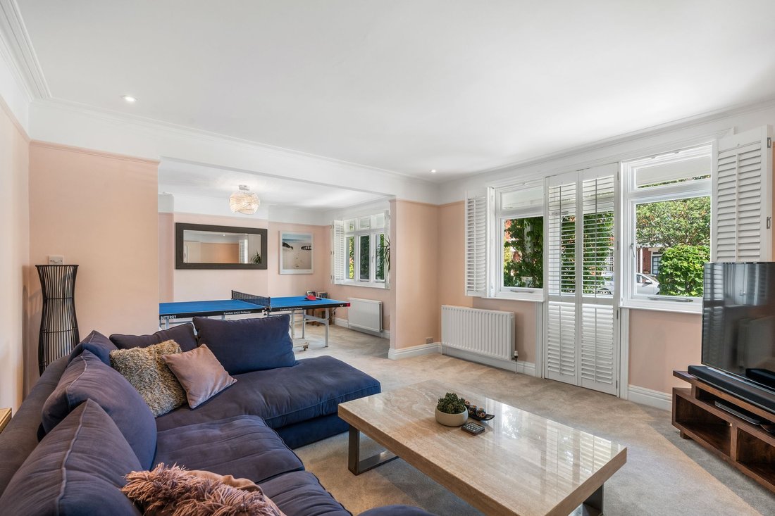 House in Hove, England 4 - 18288630