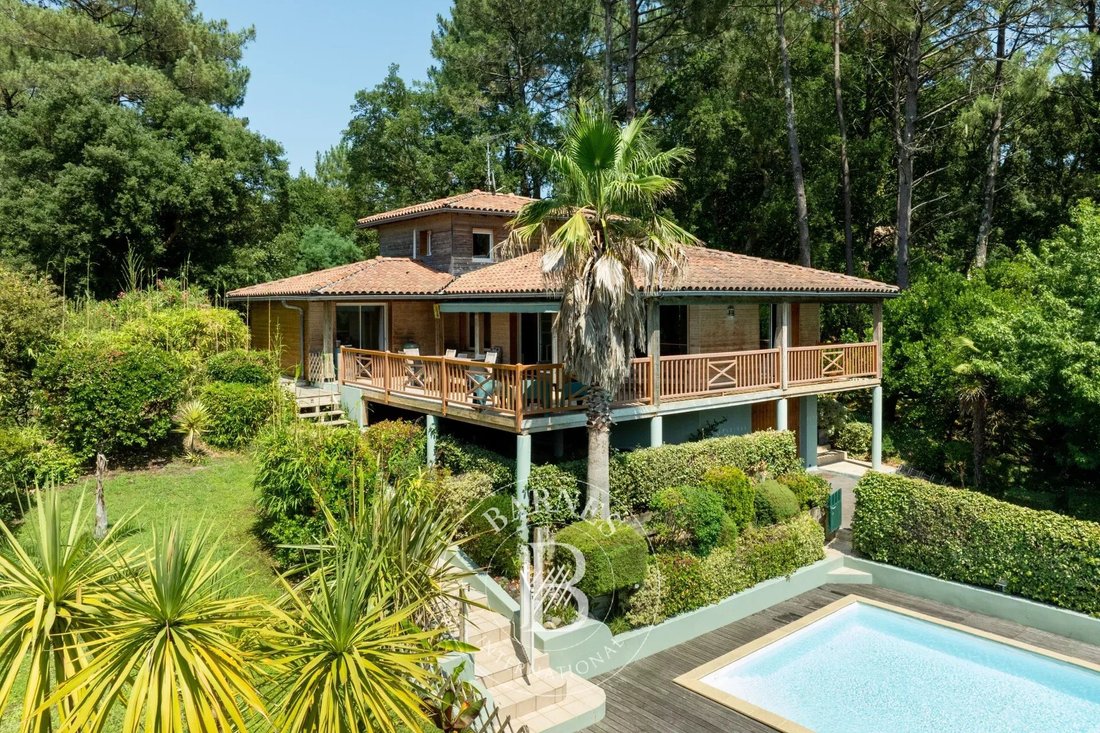 Villa in Seignosse, Nouvelle-Aquitaine, France 1 - 18291301