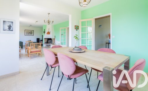 House in Centre Ouest, Palaiseau, France 1