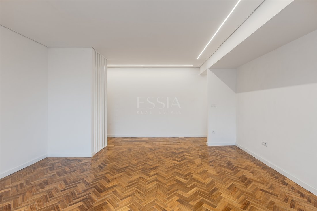 Apartment in Cedofeita, Santo Ildefonso, Se, Miragaia, Sao Nicolau e Vitoria, Porto District, Portugal 2 - 18286004