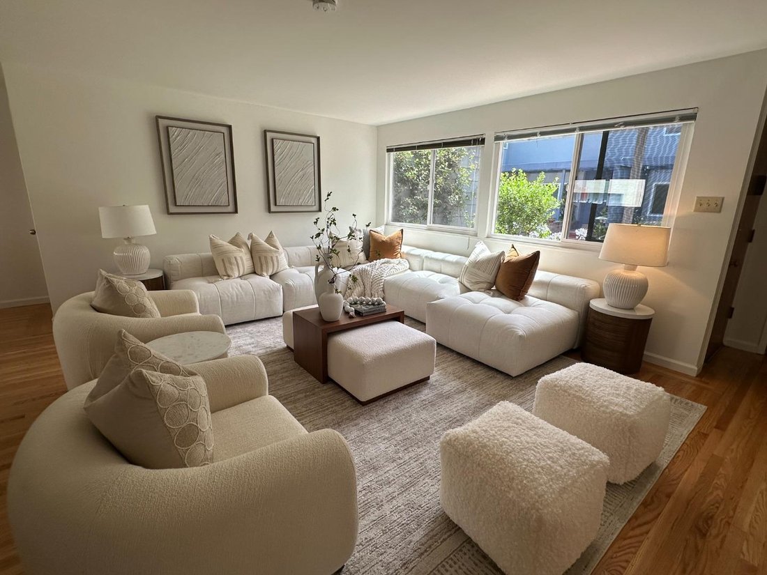 Menlo Park, California, United States 2 - 18285297