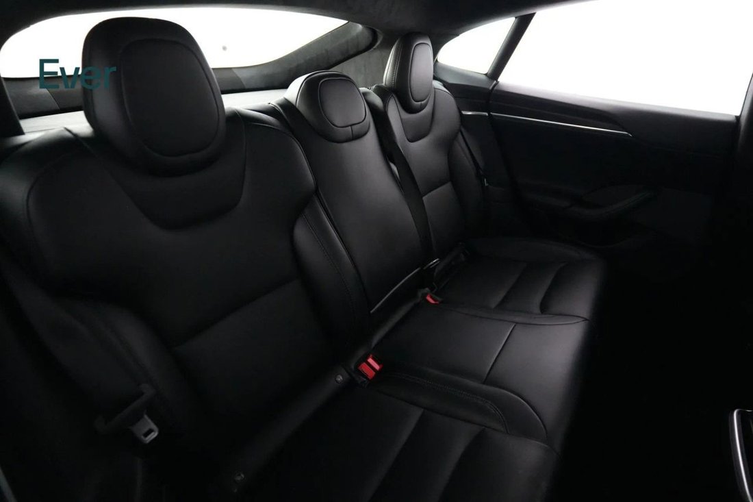 Sedan in San Francisco, CA, United States 5 - 17980710