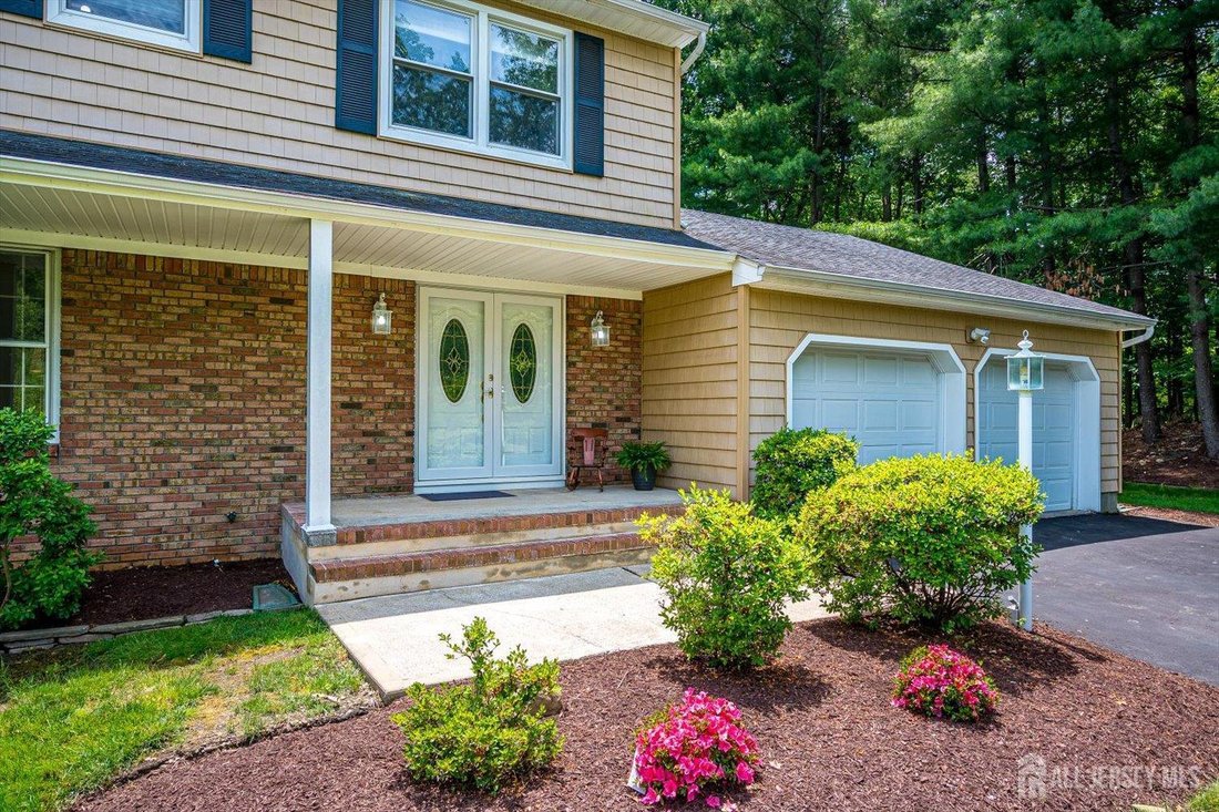 House in East Brunswick, New Jersey, United States 3 - 18267636
