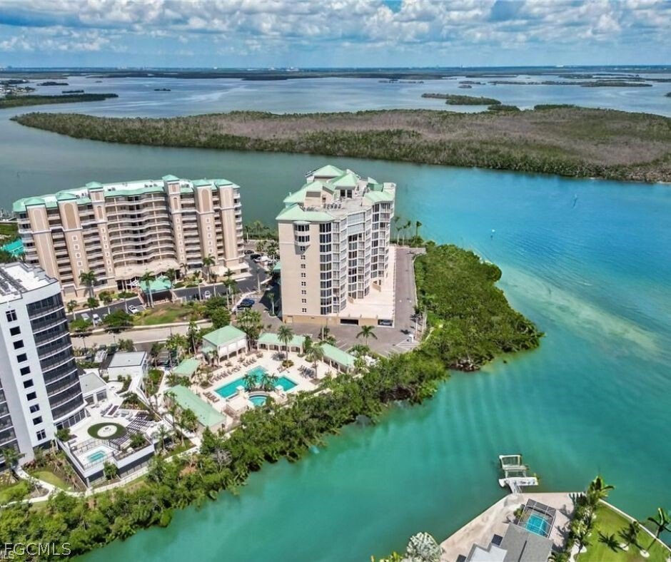Condo in Fort Myers Beach, Florida, United States 5 - 18293334