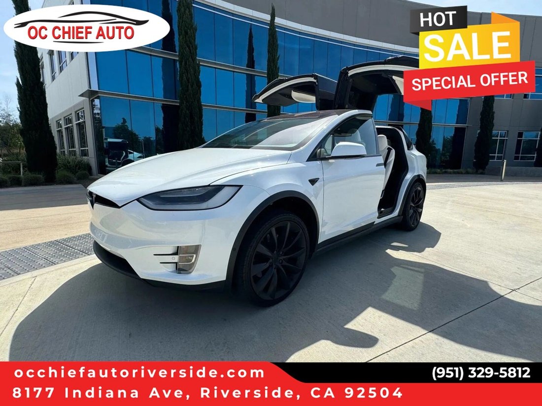 Suv in Riverside, CA, United States 1 - 18118378