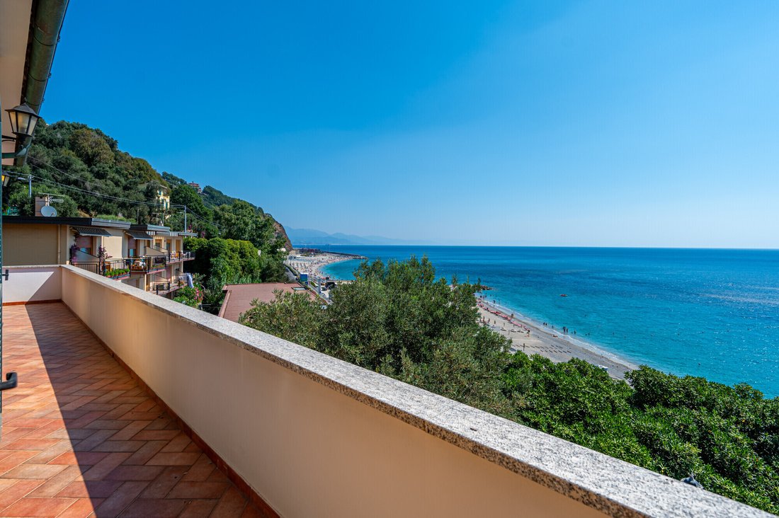 Villa in Bergeggi, Liguria, Italy 5 - 18286554