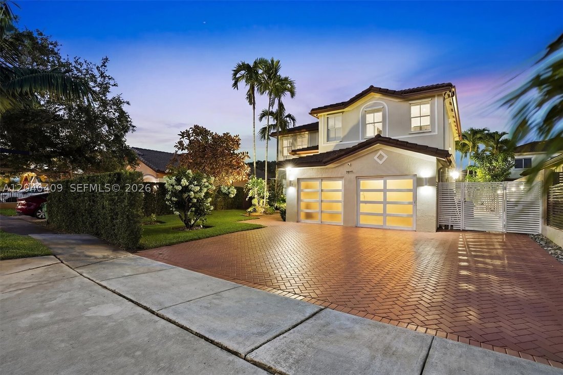 House in Miami, Florida, United States 5 - 18230054