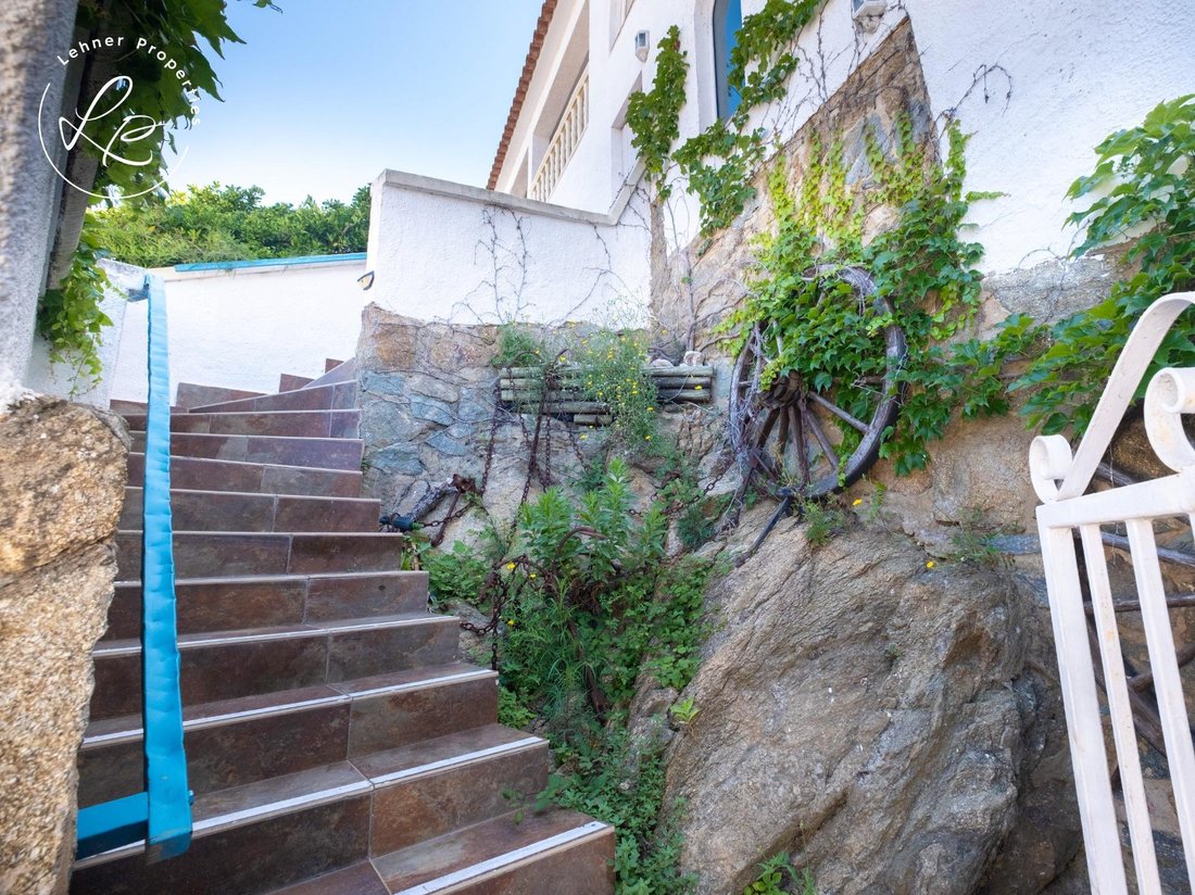 House in Roses, Catalonia, Spain 3 - 18288507
