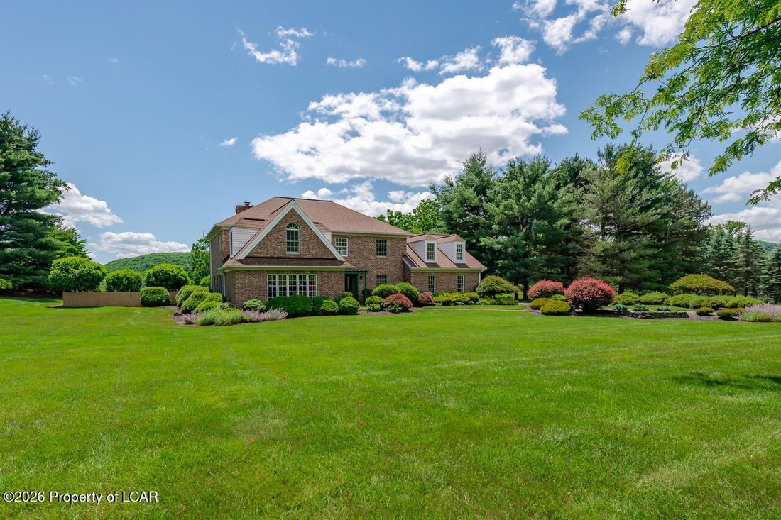 House in Shavertown, Pennsylvania, United States 3 - 18292983