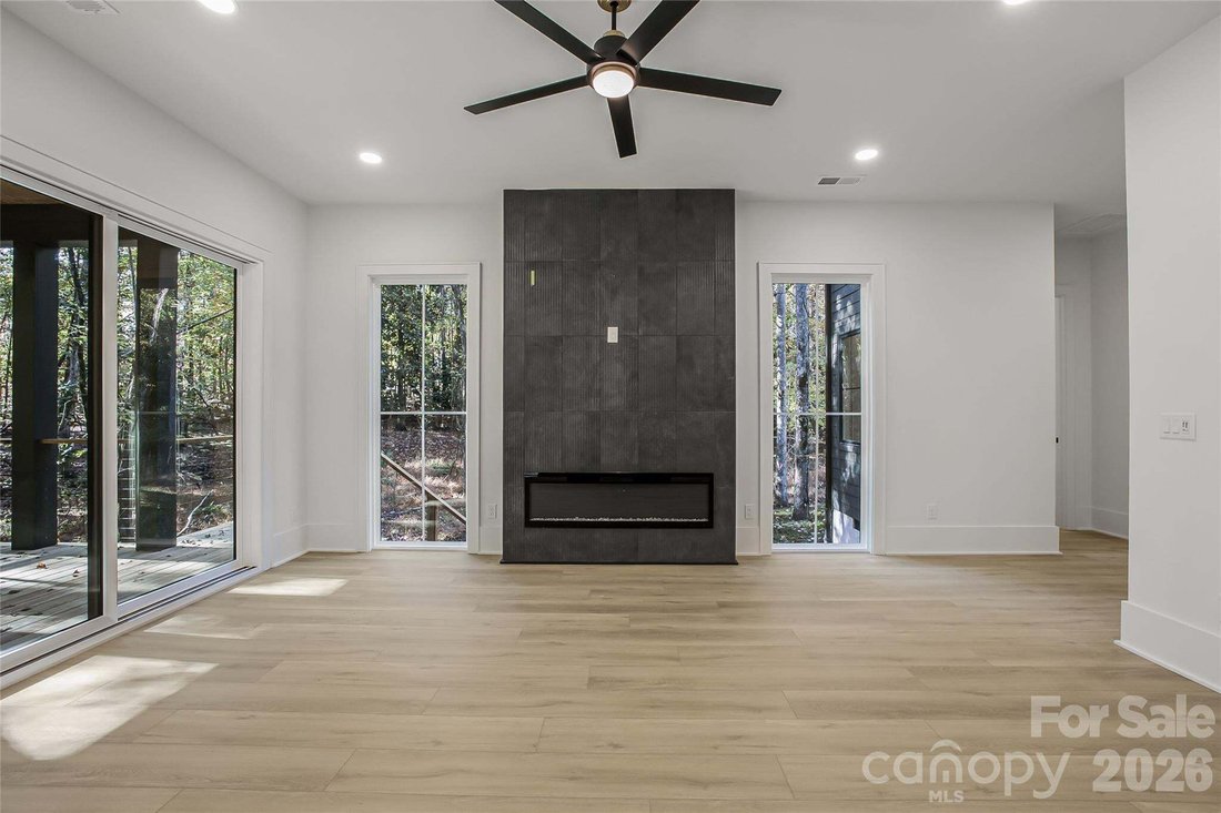 House in Matthews, North Carolina, United States 5 - 18290213