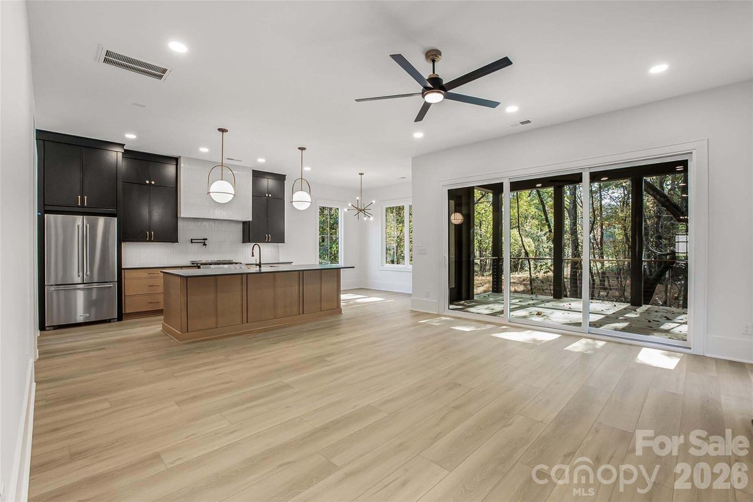 House in Matthews, North Carolina, United States 4 - 18290213