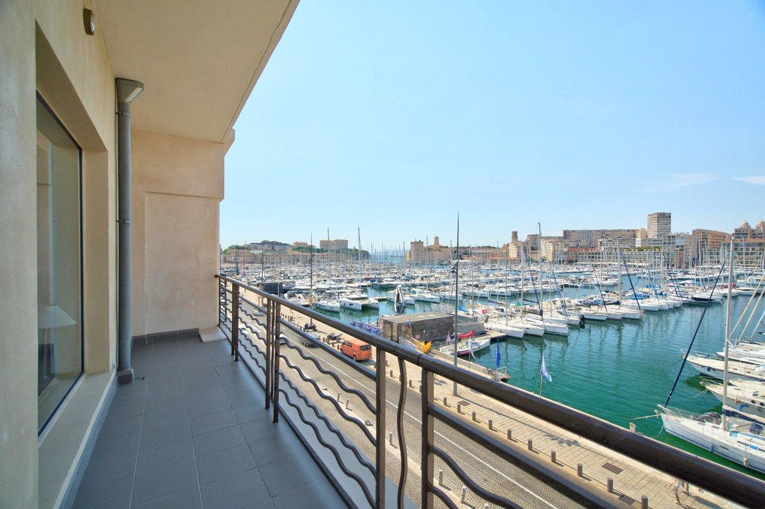 Apartment in Endoume, 7e Arrondissement, Marseille 5 - 18288069