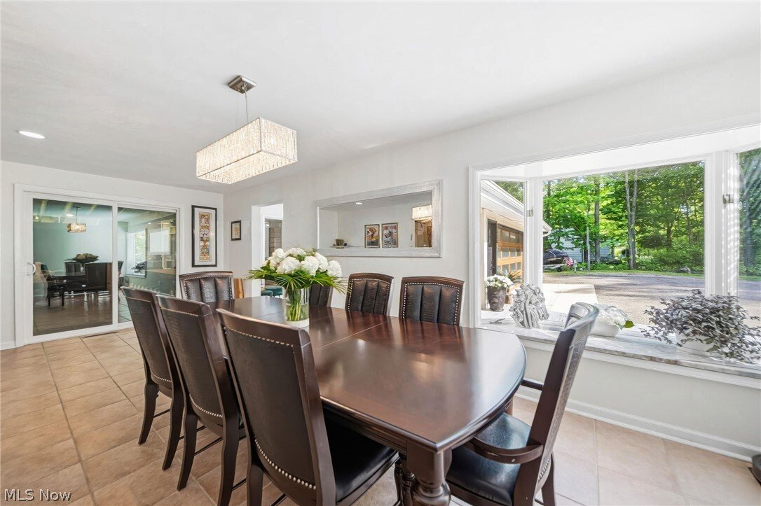House in Shaker Heights, Ohio, United States 4 - 18292021