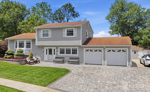 House in Woodbridge Township, New Jersey, United States 1