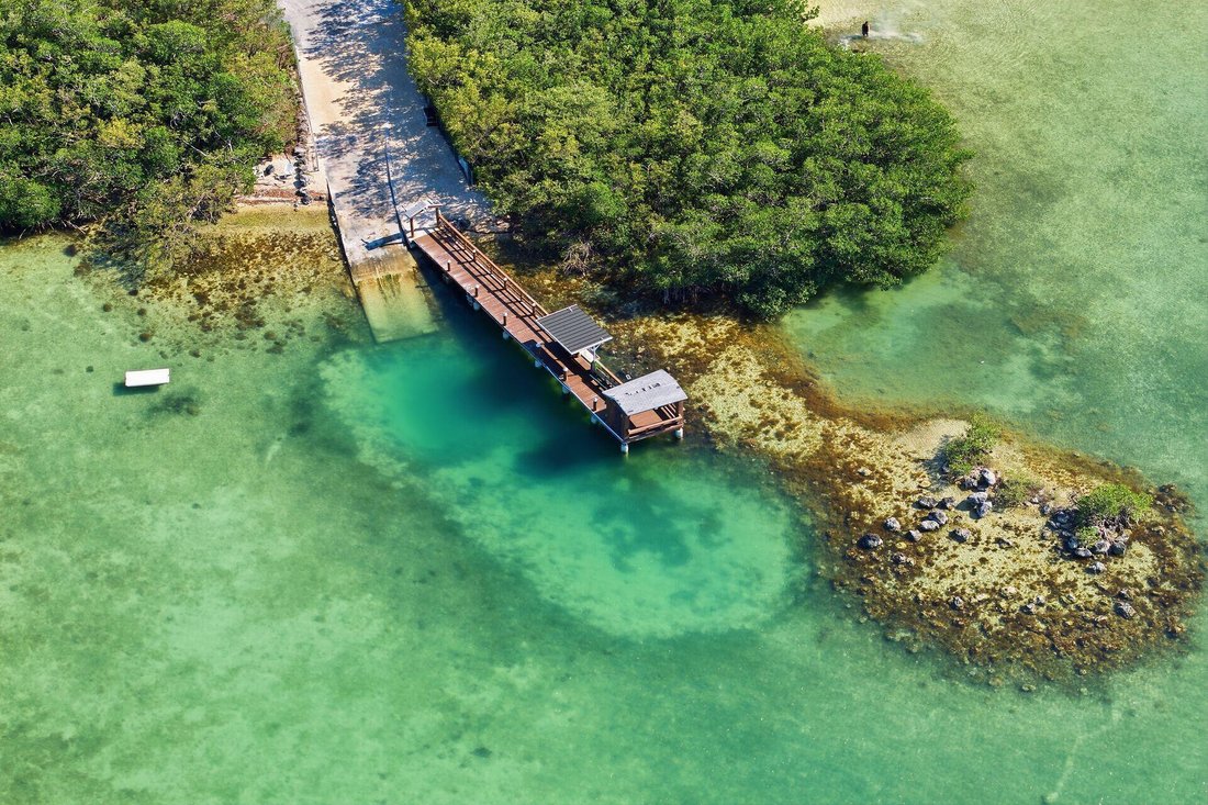 House in Key Colony Beach, Florida, United States 4 - 18285237