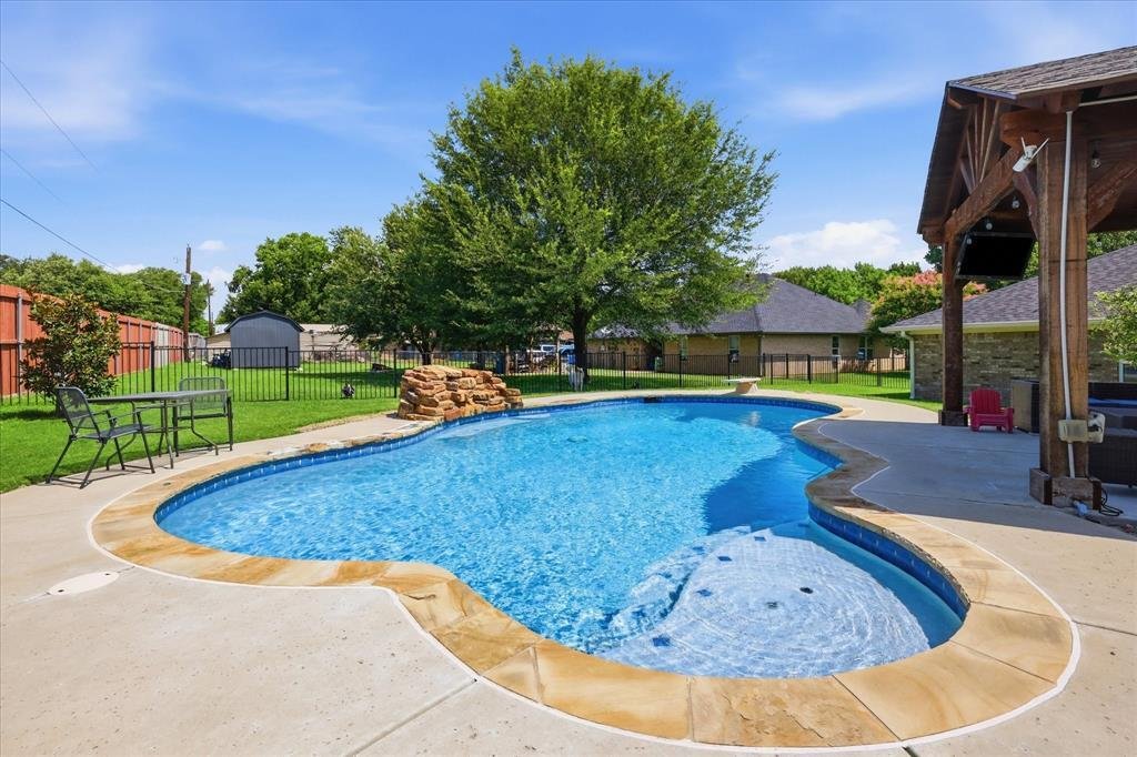 House in Mansfield, Texas, United States 3 - 18285471