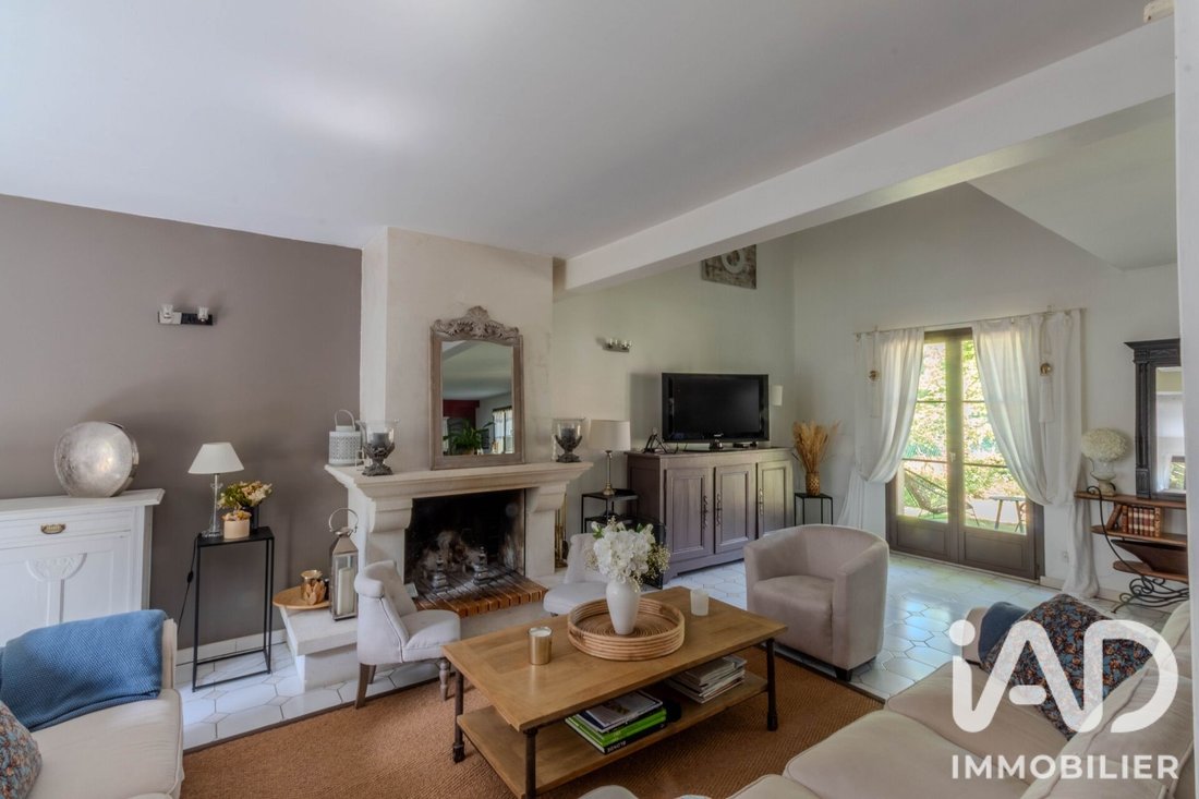 House in Arbonne-la-Foret, Ile-de-France, France 2 - 18290024