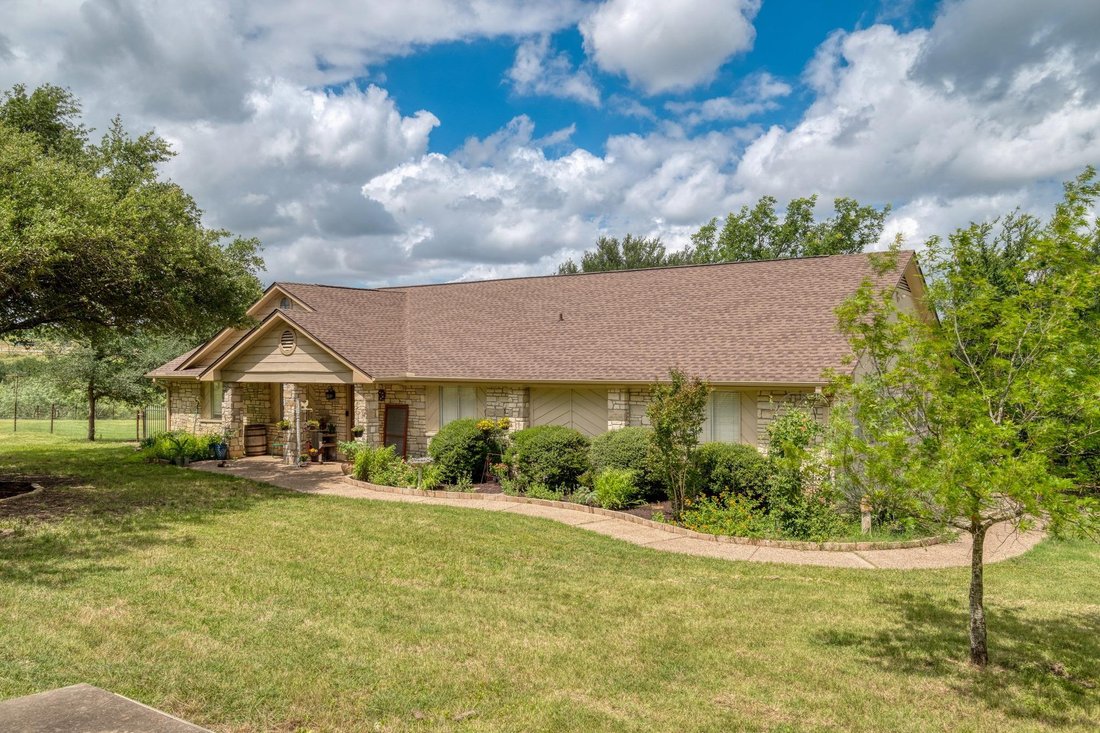 House in Georgetown, Texas, United States 2 - 18284733