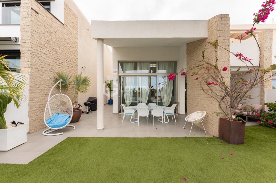 House in La Caleta, Adeje, Canary Islands 4 - 18288741