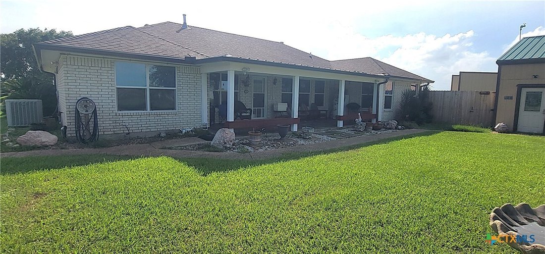 House in Seadrift, Texas, United States 5 - 18285018