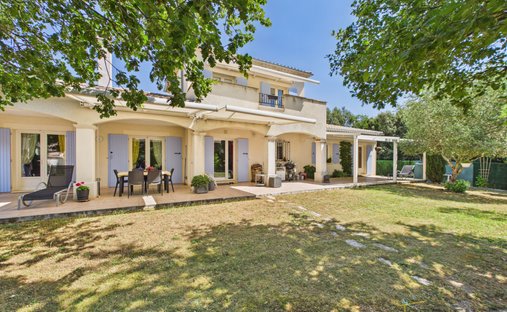 Maison à Grignan, Auvergne-Rhône-Alpes, France 1
