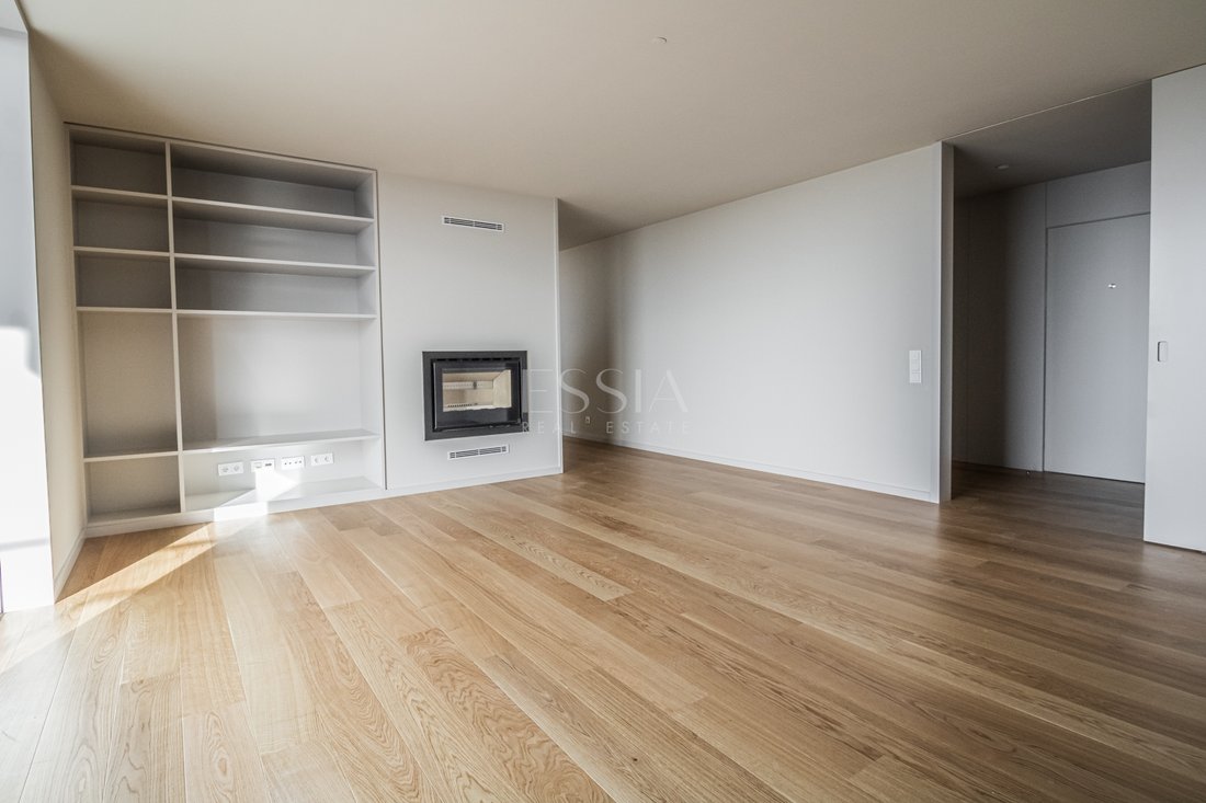 Apartment in Santa Marinha e Sao Pedro da Afurada, Porto District, Portugal 5 - 18286724