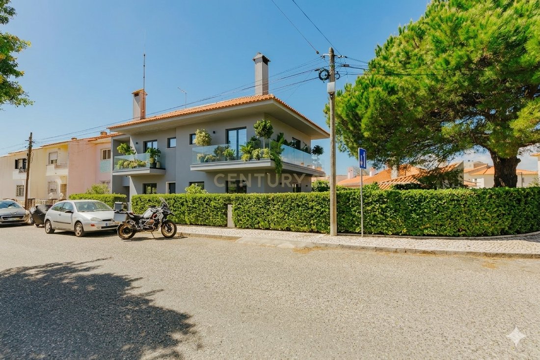Villa in Carcavelos e Parede, Lisbon, Portugal 3 - 15488069