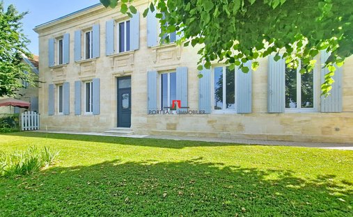House in Bayon-sur-Gironde, Nouvelle-Aquitaine, France 1