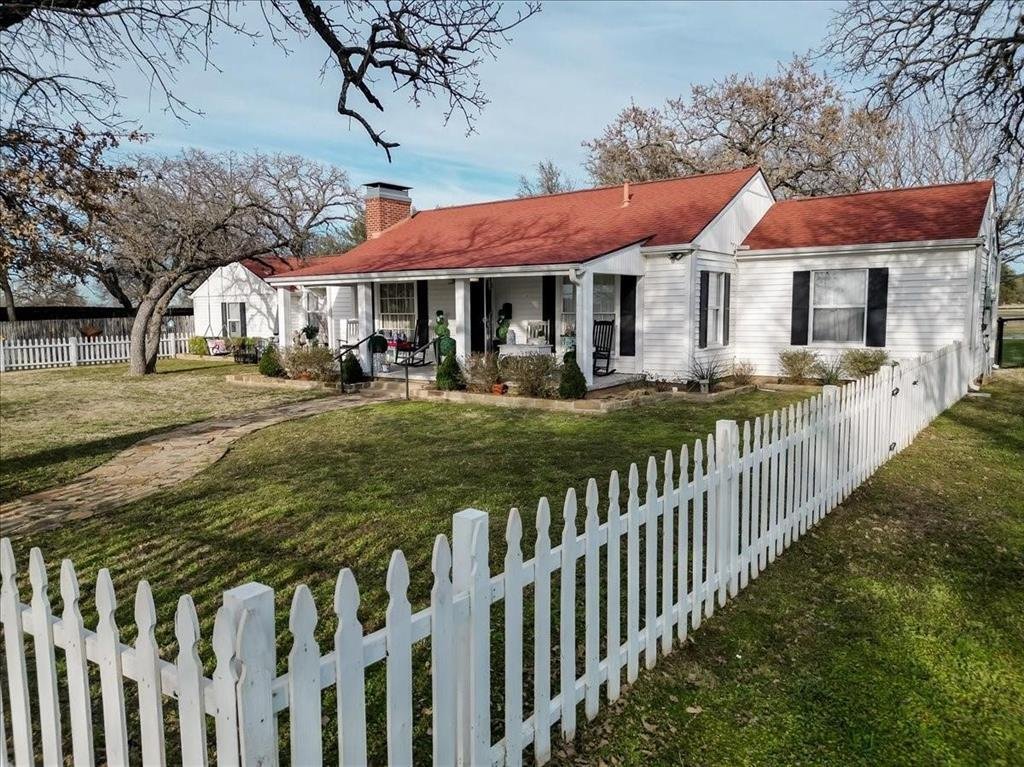 House in Mineral Wells, Texas, United States 1 - 18285753
