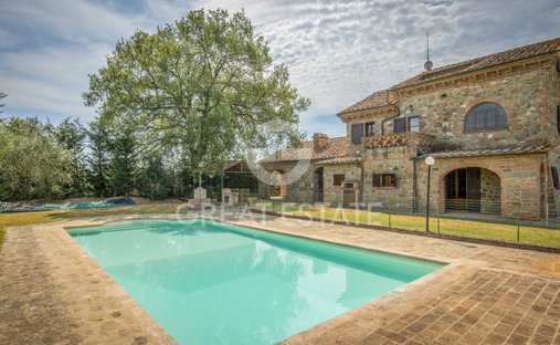 Estate in Center, Cortona, Tuscany 1