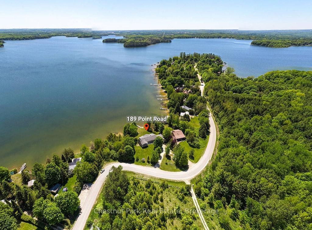 House in Flesherton, Ontario, Canada 1 - 18099225